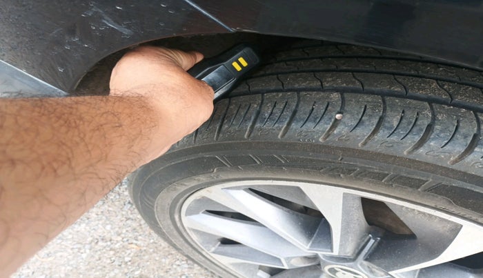 2020 Skoda Karoq STYLE 1.5 TSI AT, Petrol, Automatic, 6,91,122 km, tyre