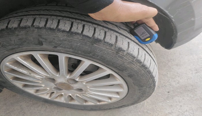 2014 Tata Zest XM PETROL, Petrol, Manual, 79,647 km, tyre