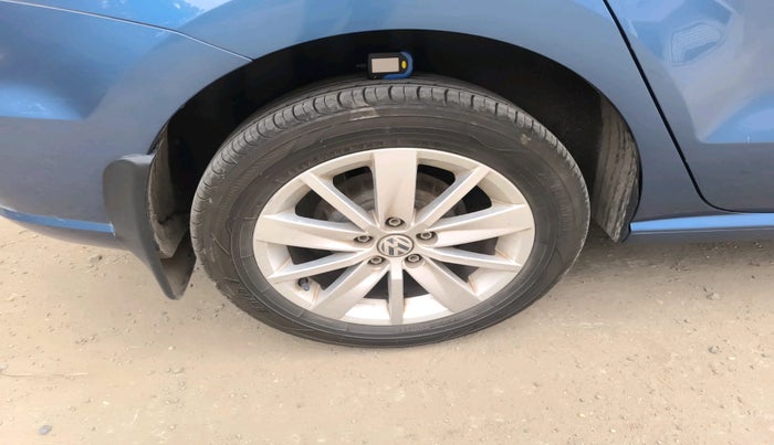 2016 Volkswagen Ameo HIGHLINE1.2L, Petrol, Manual, 51,662 km, tyre