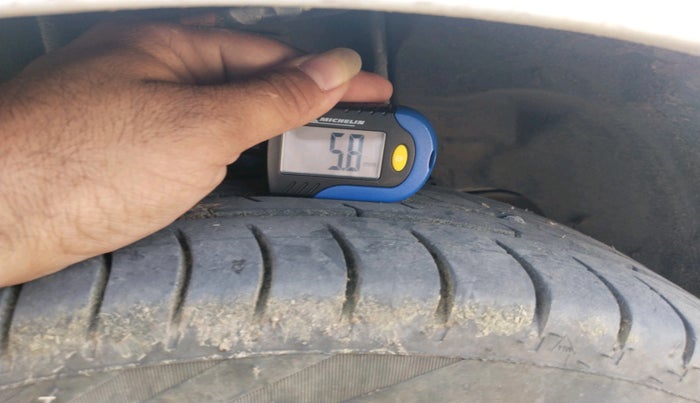 2019 Tata Tiago XZ PETROL, CNG, Manual, 1,79,665 km, tyre