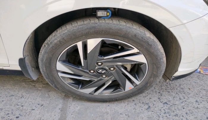 2021 Hyundai NEW I20 ASTA (O) 1.0 TURBO GDI DCT, Petrol, Automatic, 44,009 km, tyre