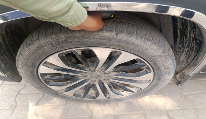 2021 MG HECTOR SHARP HYBRID 1.5 PETROL, Petrol, Manual, 36,408 km, tyre