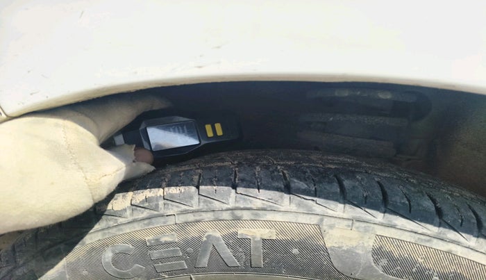 2021 Maruti Alto LXI, Petrol, Manual, 33,491 km, tyre