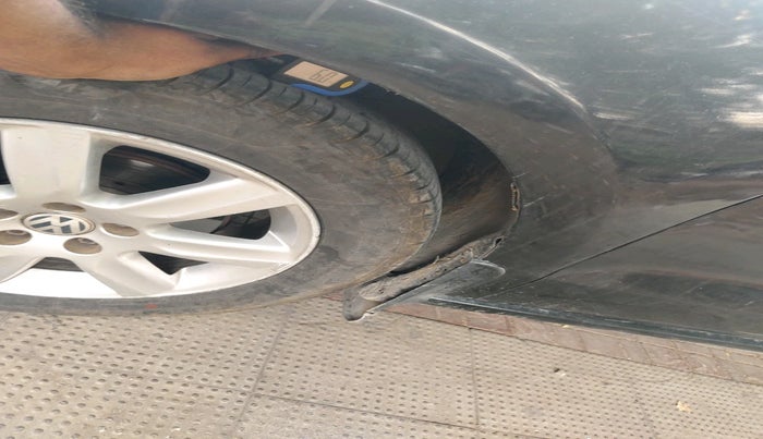 2010 Volkswagen Vento HIGHLINE DIESEL 1.6, Diesel, Manual, 1,27,253 km, tyre