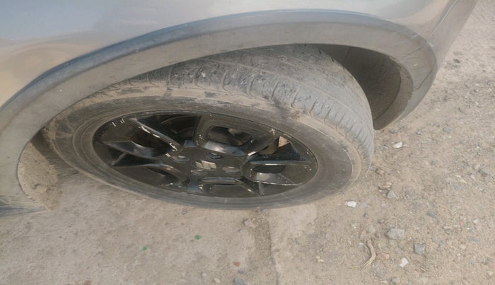 2021 Maruti IGNIS ALPHA 1.2 AMT, Petrol, Automatic, 61,974 km, tyre