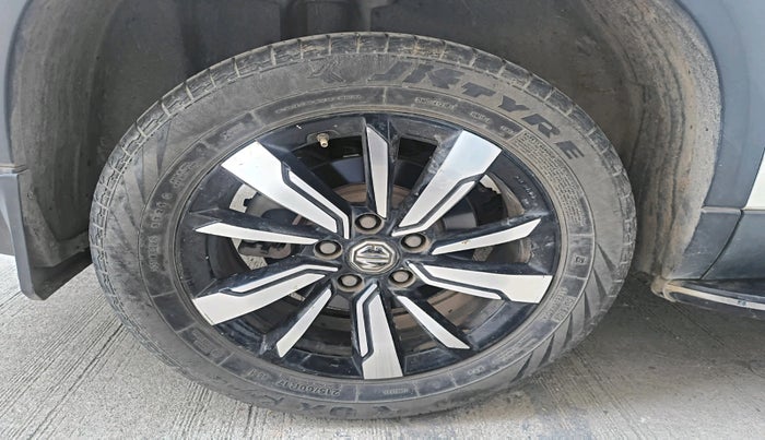 2020 MG HECTOR SHARP 1.5 DCT PETROL, Petrol, Automatic, 1,13,669 km, tyre