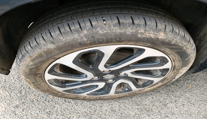 2022 Maruti Baleno ALPHA 1.2 AGS, Petrol, Automatic, 50,001 km, tyre