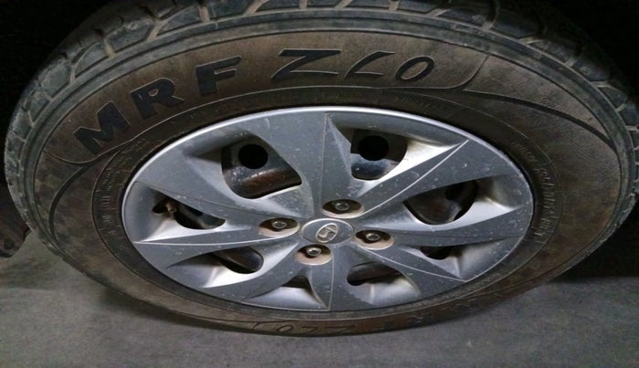 2016 Hyundai Elite i20 SPORTZ 1.2, Petrol, Manual, 90,908 km, tyre