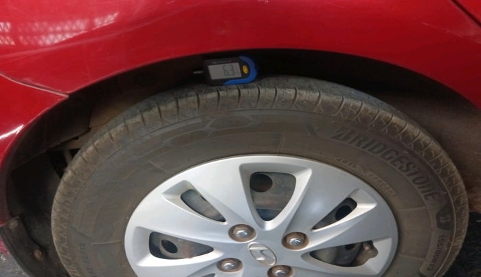 2011 Hyundai i10 MAGNA 1.1, Petrol, Manual, 1,04,613 km, tyre