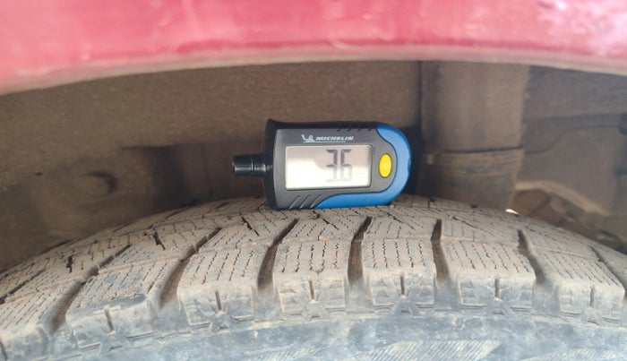 2011 Hyundai Eon MAGNA, Petrol, Manual, 70,013 km, tyre