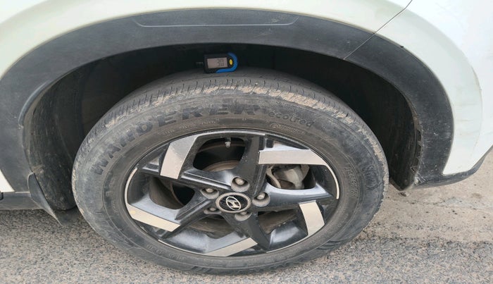 2020 Hyundai VENUE SX 1.0 TURBO, Petrol, Manual, 46,998 km, tyre