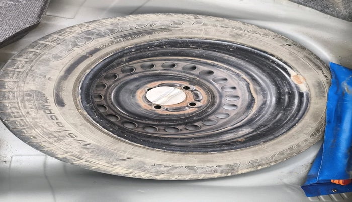 2017 Honda Amaze 1.2L I-VTEC SX, Petrol, Manual, 73,740 km, tyre