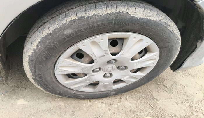 2017 Honda Amaze 1.2L I-VTEC SX, Petrol, Manual, 73,740 km, tyre