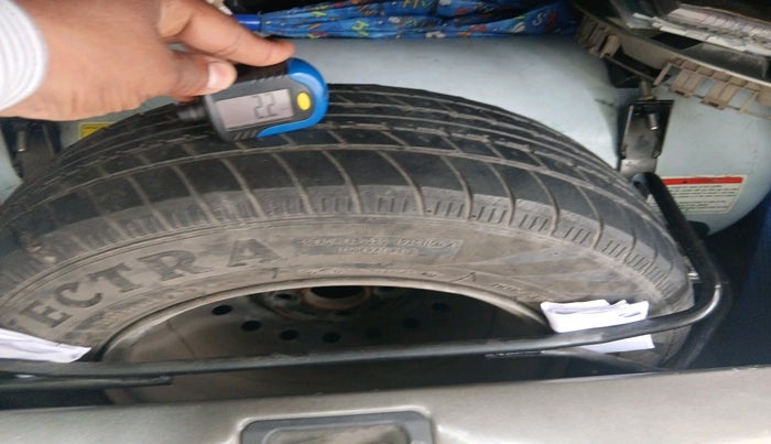 2019 Maruti New Wagon-R LXI CNG (O) 1.0, CNG, Manual, 1,24,068 km, tyre