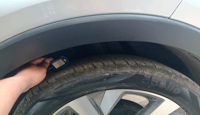 2024 Volkswagen TAIGUN TOPLINE 1.0 TSI AT, Petrol, Automatic, 4,936 km, tyre