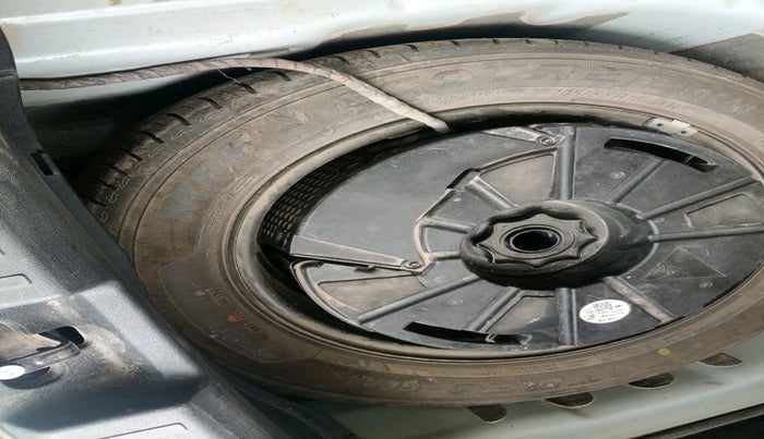 2024 Volkswagen TAIGUN TOPLINE 1.0 TSI AT, Petrol, Automatic, 4,936 km, tyre