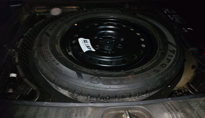 2018 Jeep Compass LIMITED (O) 2.0 DIESEL, Diesel, Manual, 1,61,664 km, tyre