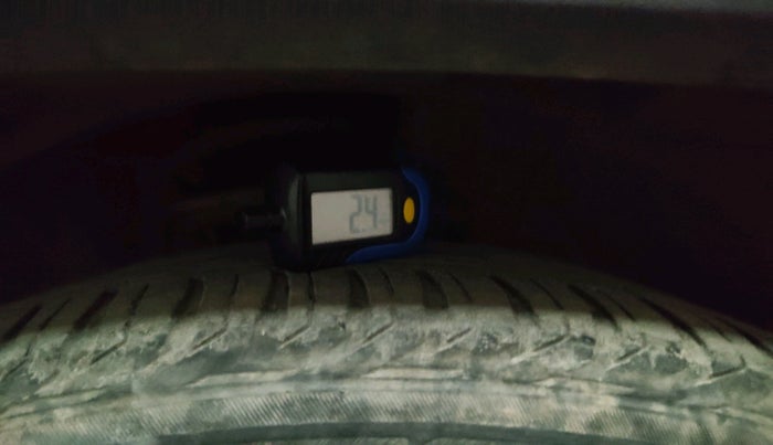 2018 Jeep Compass LIMITED (O) 2.0 DIESEL, Diesel, Manual, 1,61,664 km, tyre