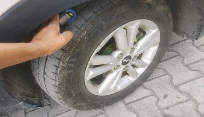 2016 Hyundai Creta S PLUS 1.4 DIESEL, Diesel, Manual, 1,03,032 km, tyre