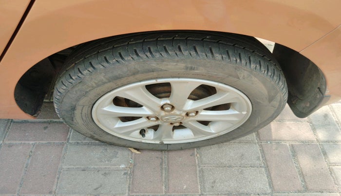 2016 Hyundai Grand i10 ASTA 1.2 KAPPA VTVT, Petrol, Manual, 77,151 km, tyre