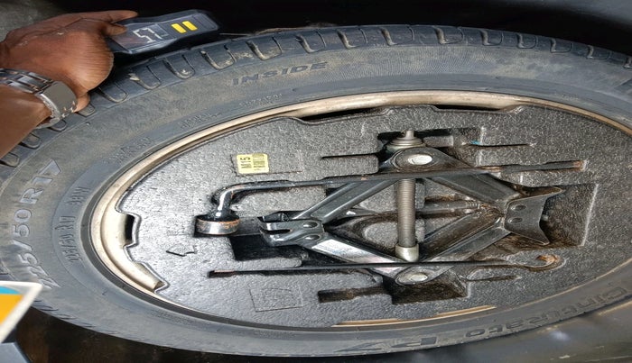 2011 Hyundai Sonata 2.4 GDI AT, Petrol, Automatic, 66,036 km, tyre