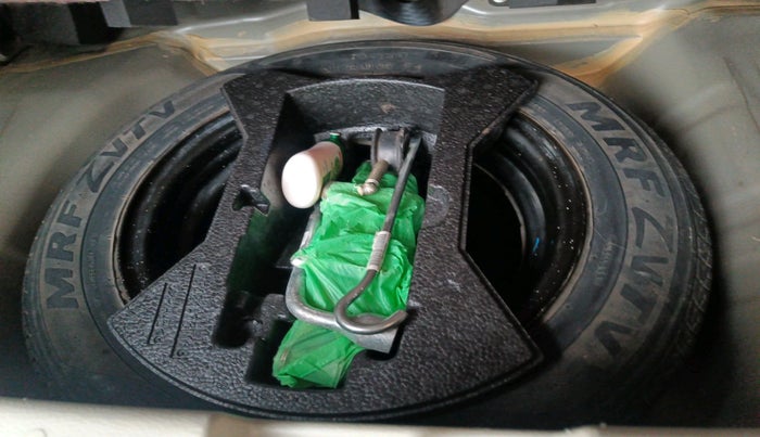 2015 Maruti Celerio VXI AMT, Petrol, Automatic, 25,070 km, tyre