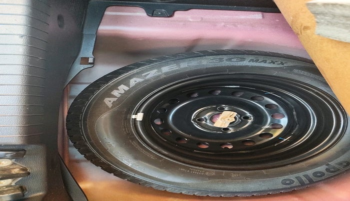 2019 Hyundai Elite i20 SPORTZ PLUS 1.2, Petrol, Manual, 1,19,517 km, tyre