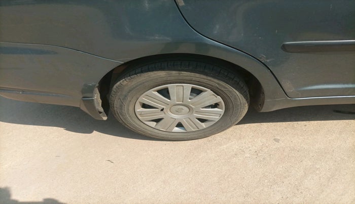 2010 Maruti Swift Dzire VDI, Diesel, Manual, 1,13,883 km, tyre