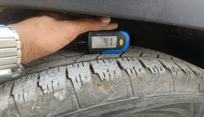 2023 Mahindra BOLERO NEO N 8, Diesel, Manual, 38,503 km, tyre