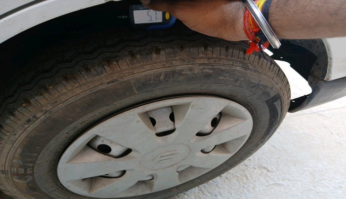 2022 Maruti Eeco 5 STR AC CNG (O), CNG, Manual, 10,380 km, tyre