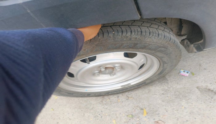 2025 Nissan MAGNITE Visia EZ-Shift, Petrol, Automatic, 5,993 km, tyre