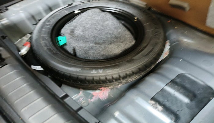 2021 Hyundai GRAND I10 NIOS SPORTZ AMT 1.2 KAPPA VTVT, Petrol, Automatic, 60,723 km, tyre