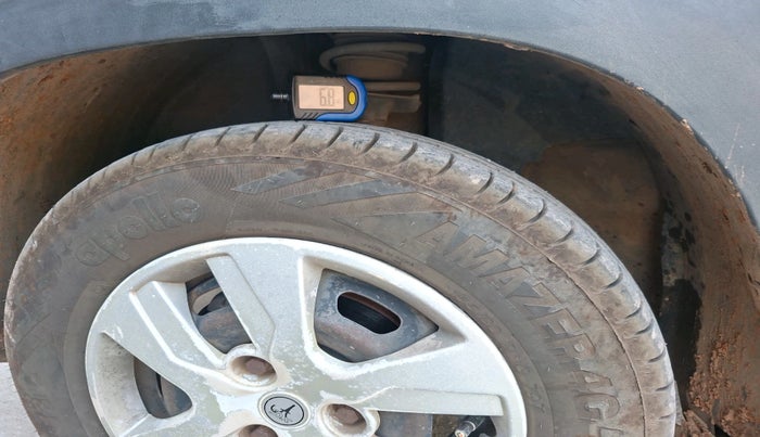 2017 Renault Kwid RXT 1.0, Petrol, Manual, 62,916 km, tyre