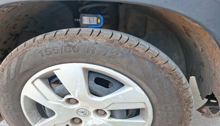 2017 Renault Kwid RXT 1.0, Petrol, Manual, 62,916 km, tyre