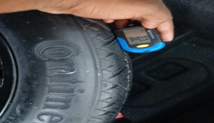 2017 Mercedes Benz GLC CLASS 220 D 4 MATIC, Diesel, Automatic, 1,25,859 km, tyre