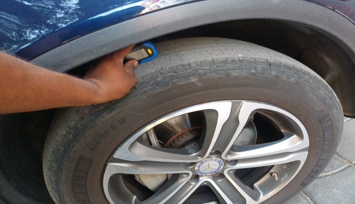 2017 Mercedes Benz GLC CLASS 220 D 4 MATIC, Diesel, Automatic, 1,25,859 km, tyre