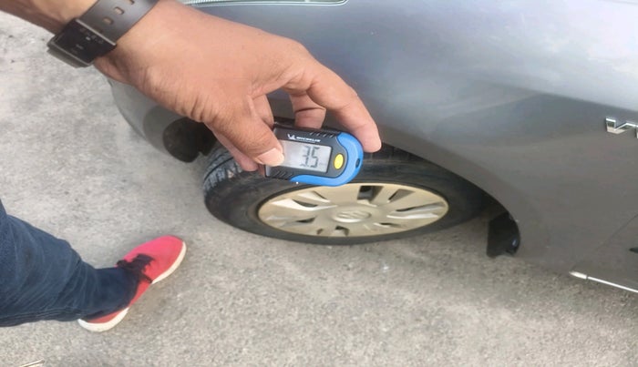 2013 Maruti Swift VXI, Petrol, Manual, 29,618 km, tyre