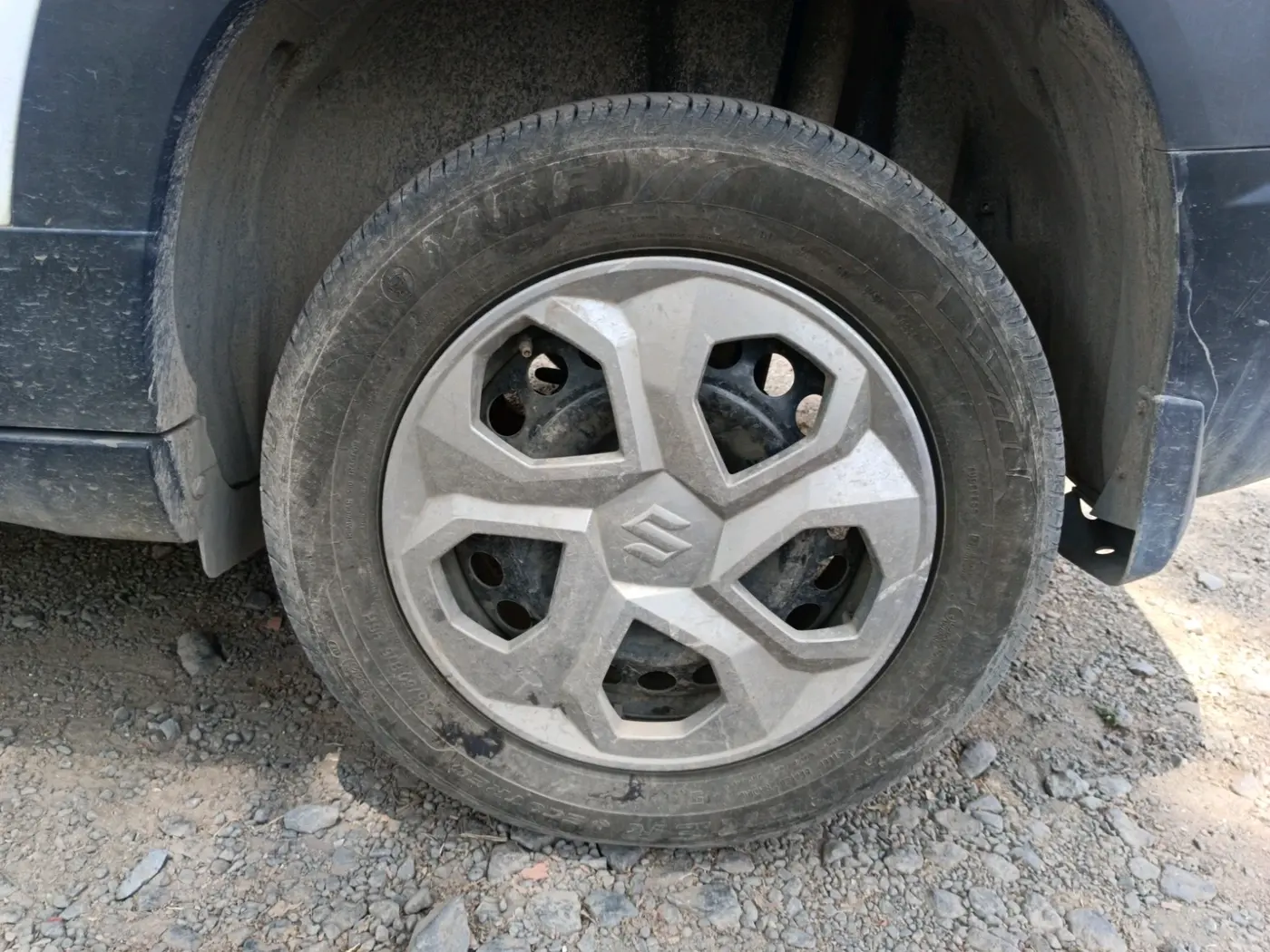 2025 Maruti BREZZA LXI S- CNG, CNG, Manual, 11,697 km, tyre