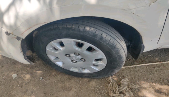 2012 Hyundai i20 MAGNA (O) 1.4 CRDI, Diesel, Manual, 1,16,076 km, tyre