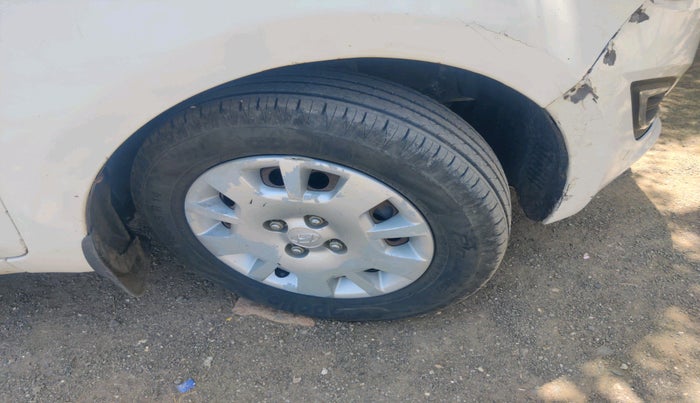 2012 Hyundai i20 MAGNA (O) 1.4 CRDI, Diesel, Manual, 1,16,076 km, tyre