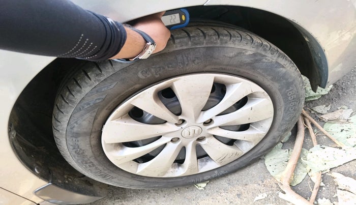 2016 Maruti Baleno DELTA CVT PETROL 1.2, Petrol, Automatic, 1,44,274 km, tyre