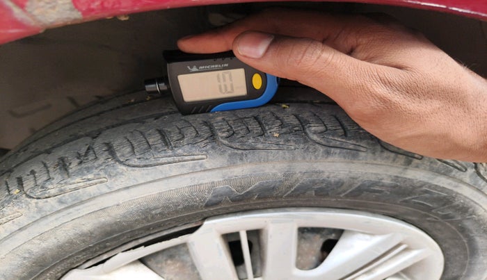 2011 Hyundai Santro Xing GLS PLUS AUDIO, Petrol, Manual, 1,00,953 km, tyre