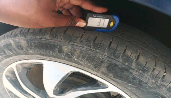 2020 Maruti Baleno ZETA PETROL 1.2, Petrol, Manual, 53,693 km, tyre