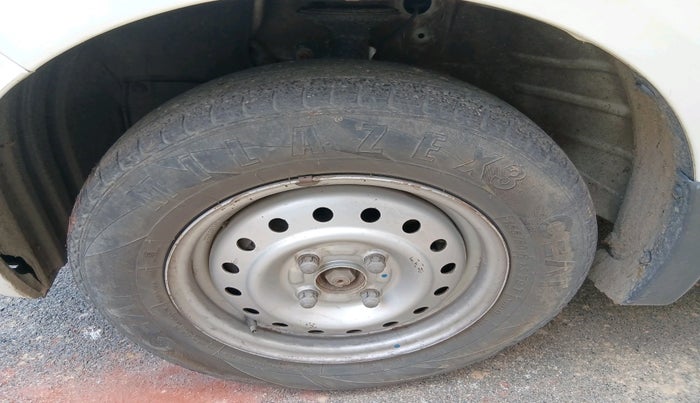 2019 Maruti New Wagon-R LXI CNG 1.0, CNG, Manual, 72,189 km, tyre