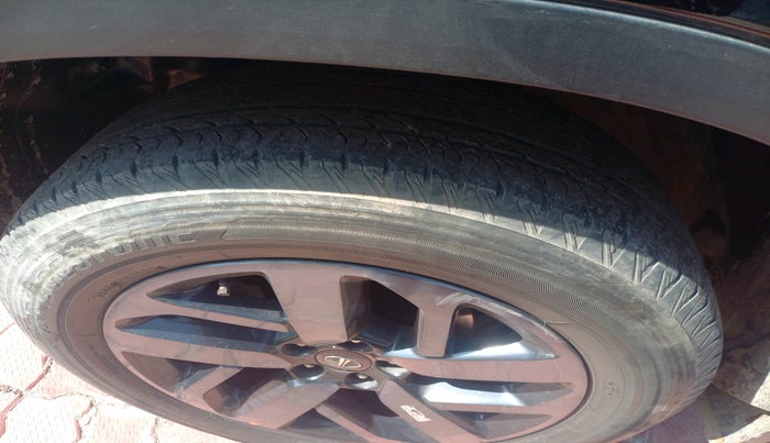 2022 Tata Harrier XZA PLUS 2.0L, Diesel, Automatic, 36,301 km, tyre