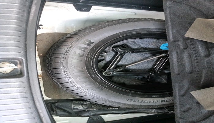 2021 KIA SELTOS HTK PLUS AT 1.5 DIESEL, Diesel, Automatic, 1,32,843 km, tyre