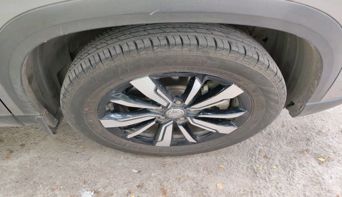 2019 MG HECTOR SHARP 1.5 DCT PETROL, Petrol, Automatic, 1,11,802 km, tyre