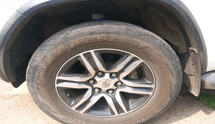 2022 Toyota Fortuner 4X2 AT 2.8 DIESEL, Diesel, Automatic, 66,590 km, tyre