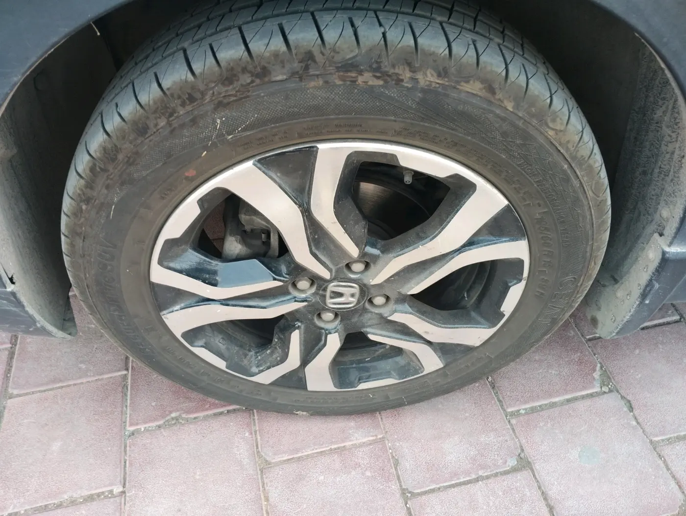 2022 Honda WR-V 1.2L I-VTEC VX MT, Petrol, Manual, 66,622 km, tyre