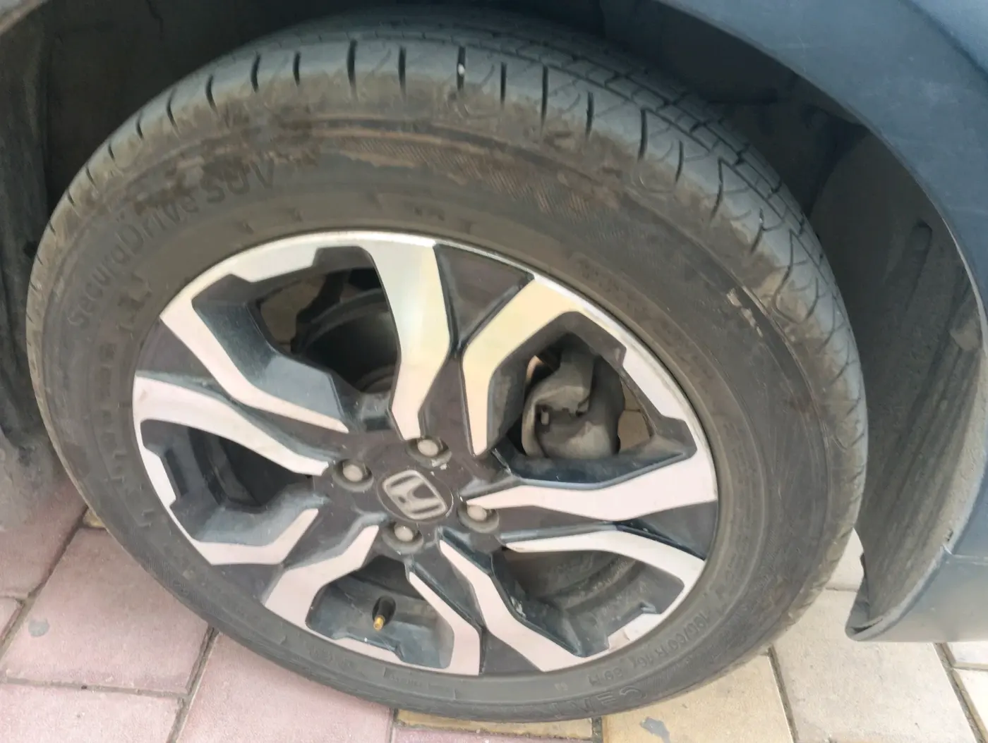 2022 Honda WR-V 1.2L I-VTEC VX MT, Petrol, Manual, 66,622 km, tyre